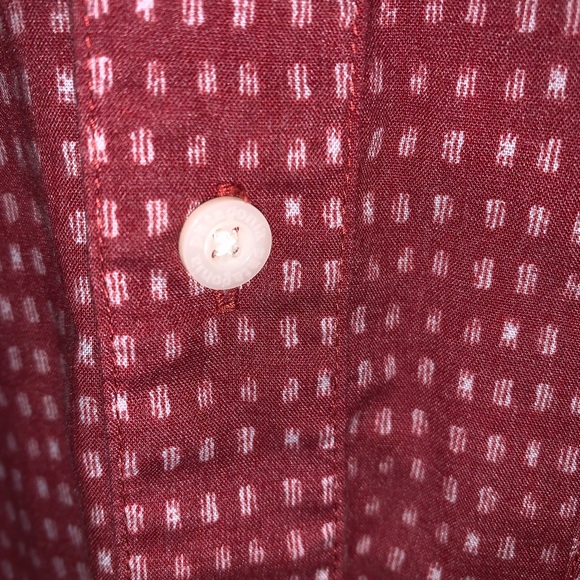 Red Patagonia short sleeve button up casual shirt - Picture 5 of 5
